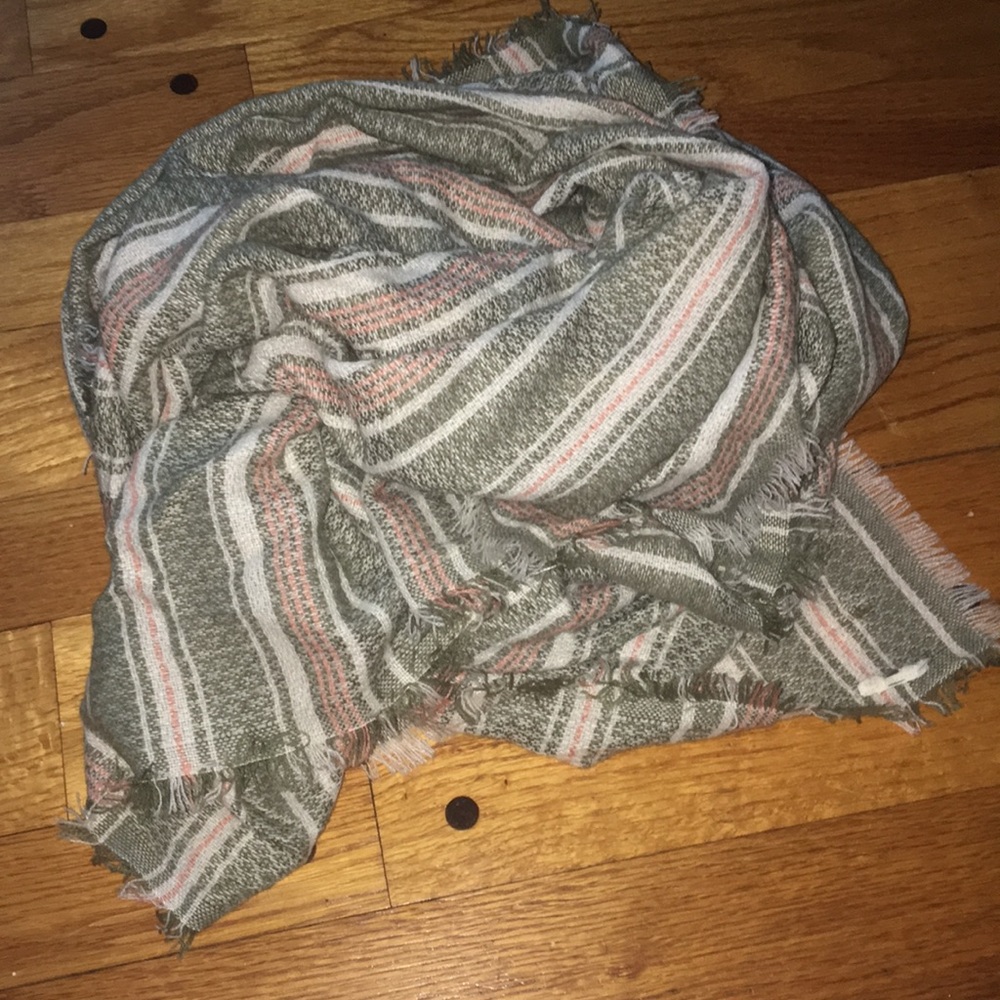 Striped wrap scarf